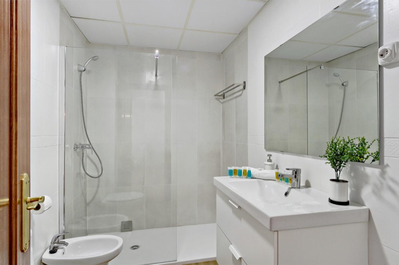 Del Parque Flats - Ollerias 3 Apartment Малага Екстериор снимка