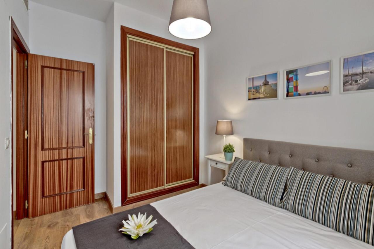 Del Parque Flats - Ollerias 3 Apartment Малага Екстериор снимка